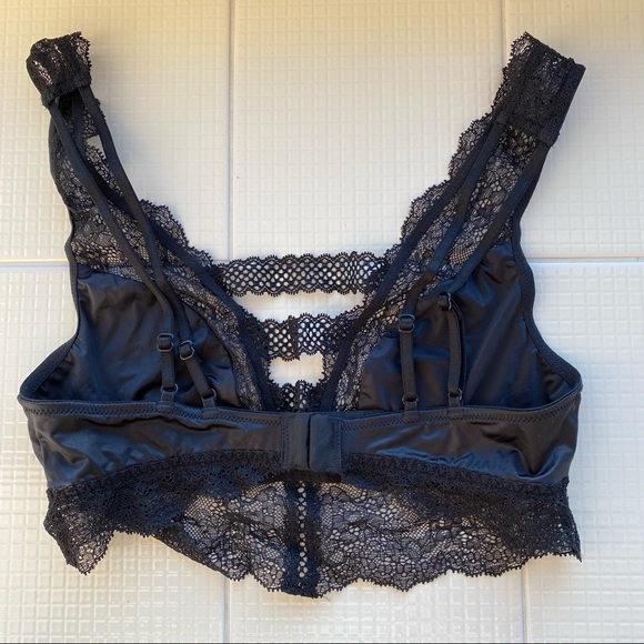 Victoria Secret Bralette - Picture 2 of 3